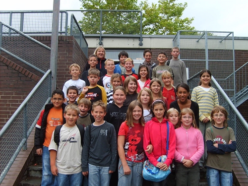 Klassenlehrerin: Frau Esch Klassenlehrerin: Frau Esch