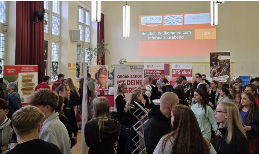 Schule und Institutionen stellen sich im Rahmen der Berufsorientierung vor